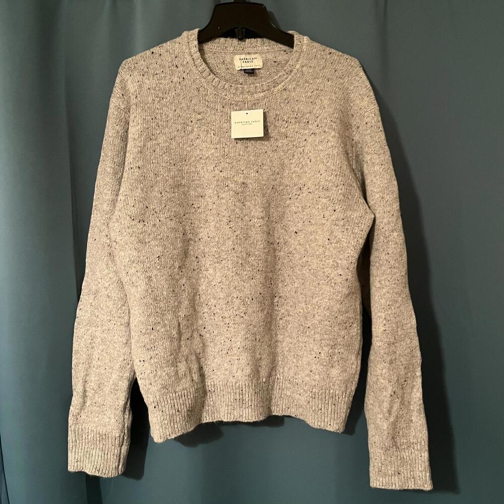 NWT American Eagle Men’s Crew Neck Sweater Preppy Long Sleeve Gray Size M Knit
